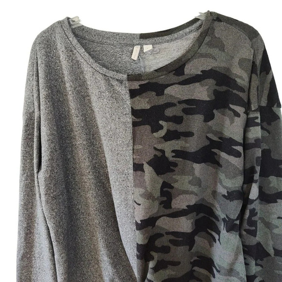 Cato Grey Green Black Camo Knit Top Women Size L Twist Front Long Sleeve - Picture 2 of 7